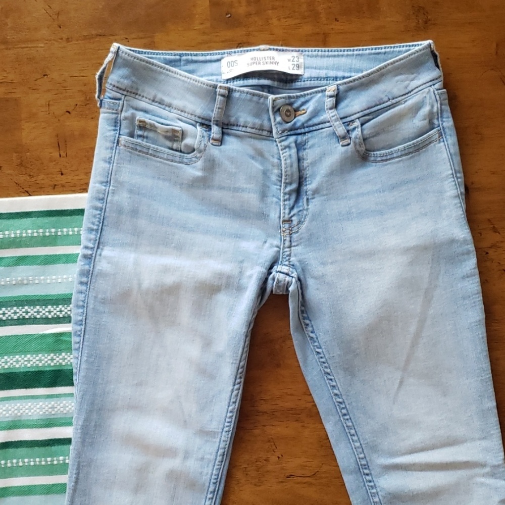 Hollister Jeans